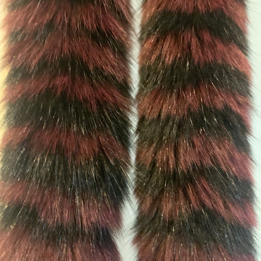 Fur Scarf - Picture 2 of 2